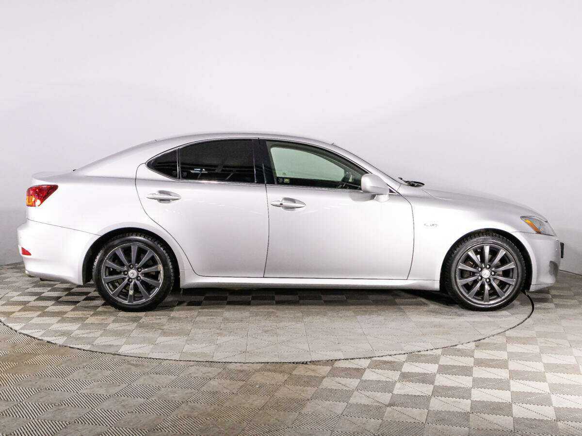 Lexus IS с пробегом — 2007 год. Фото: #3