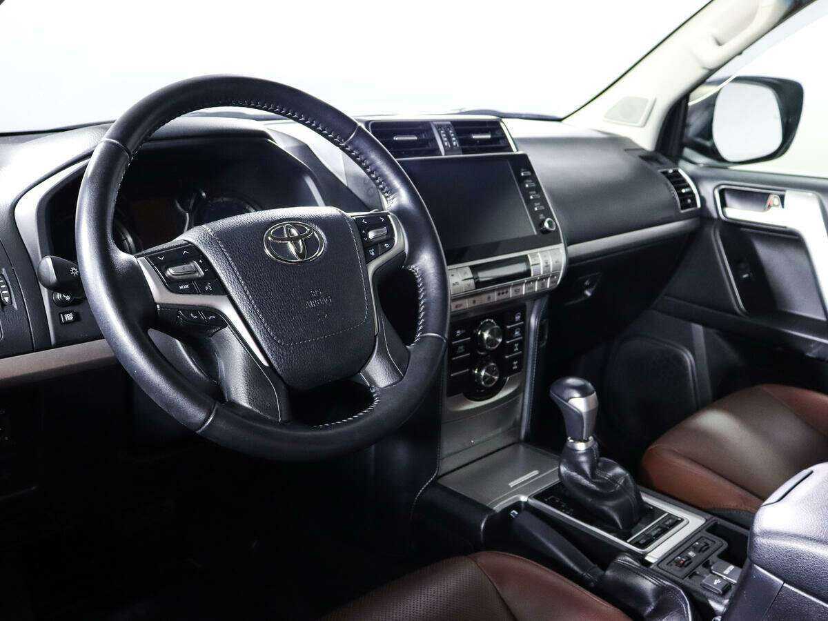 Toyota Land Cruiser Prado с пробегом — 2020 год. Фото: #10