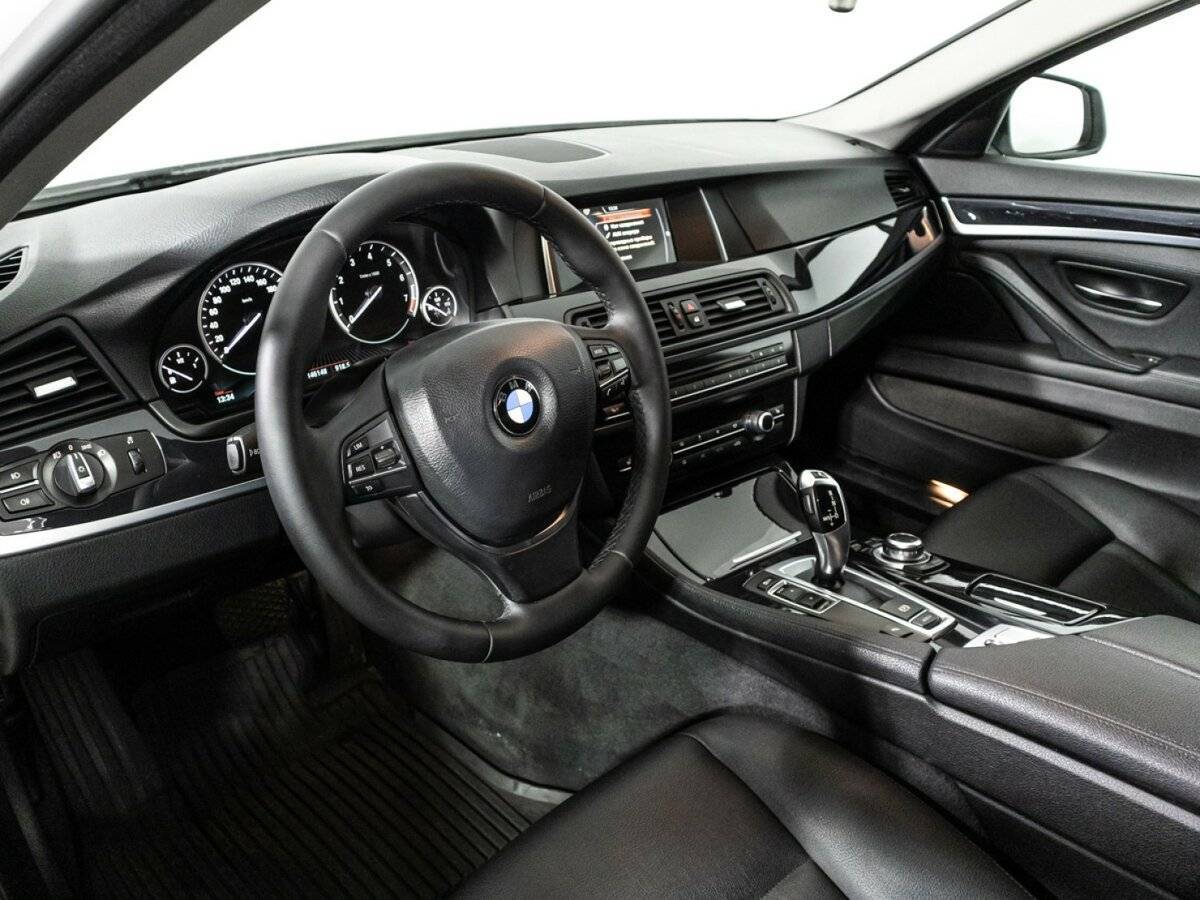 BMW 5 серии с пробегом — 2014 год. Фото: #10