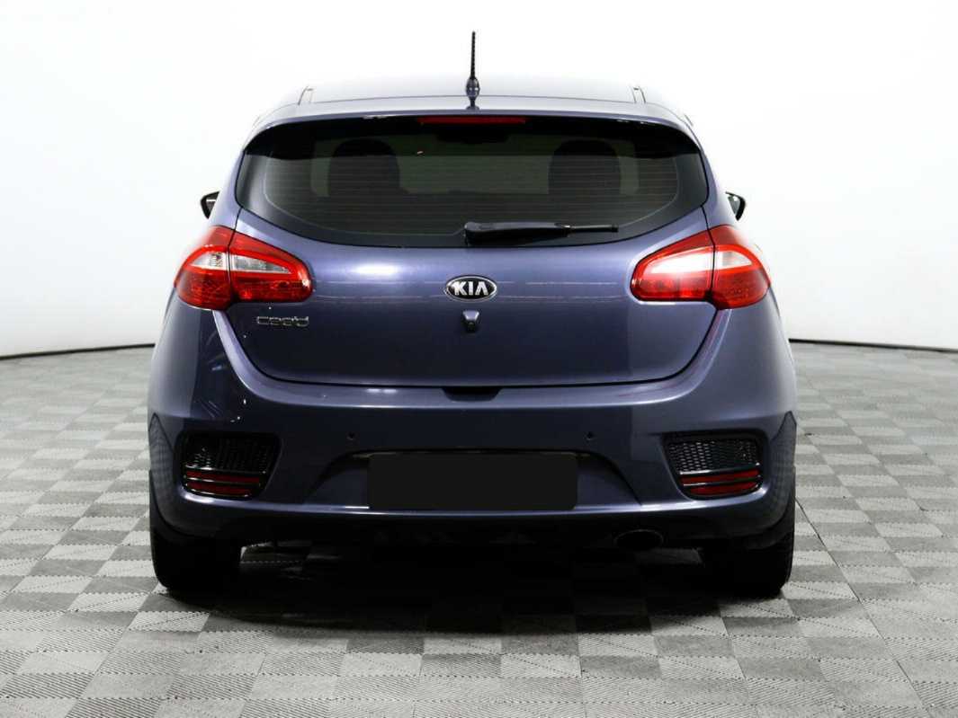 Kia Ceed с пробегом — 2015 год. Фото: #5