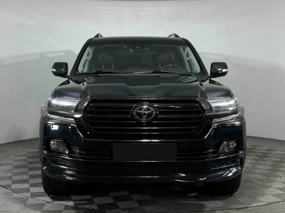 Toyota Land Cruiser с пробегом — 2016 год. Фото: #1