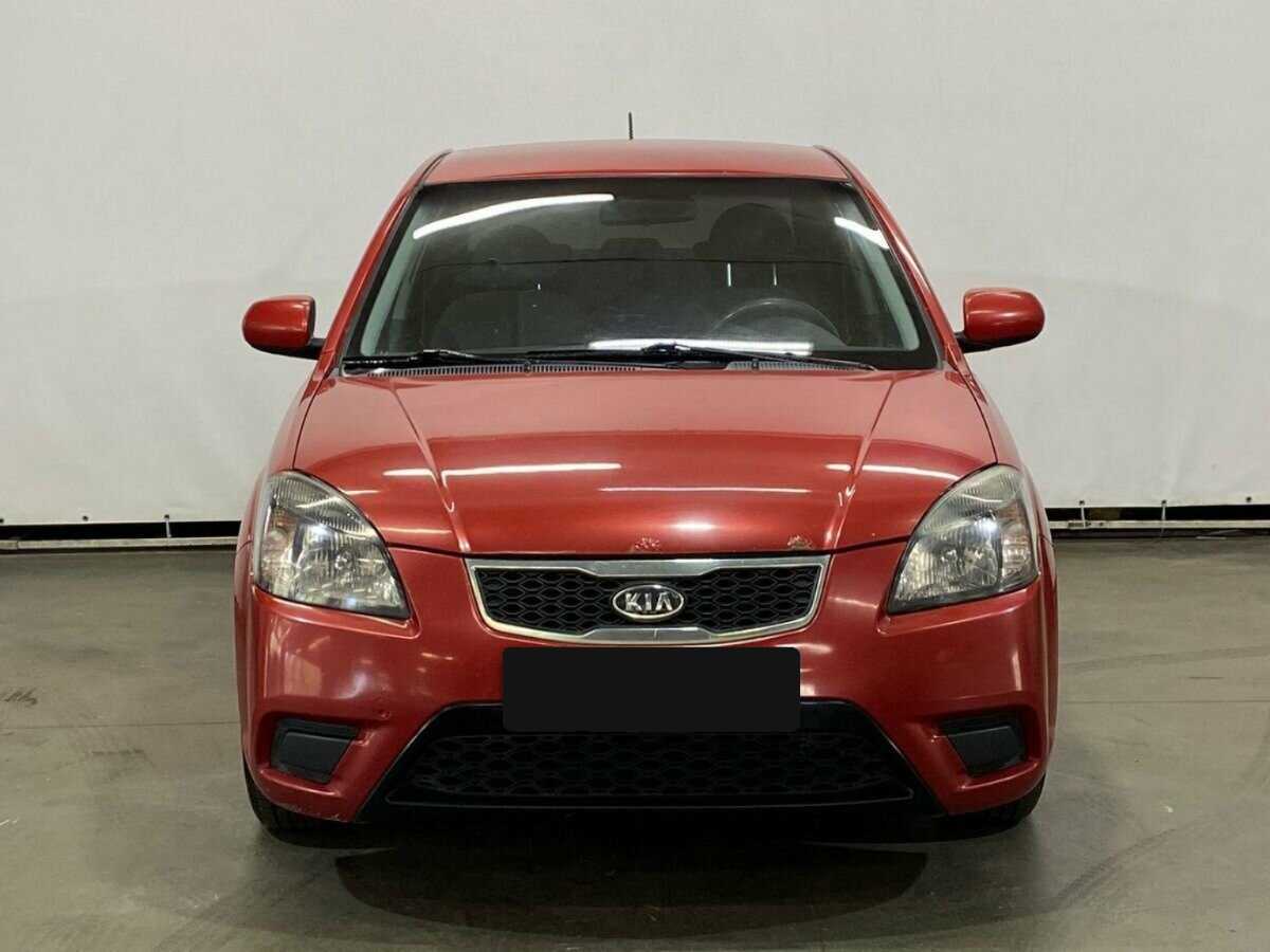 Kia Rio с пробегом — 2010 год. Фото: #1