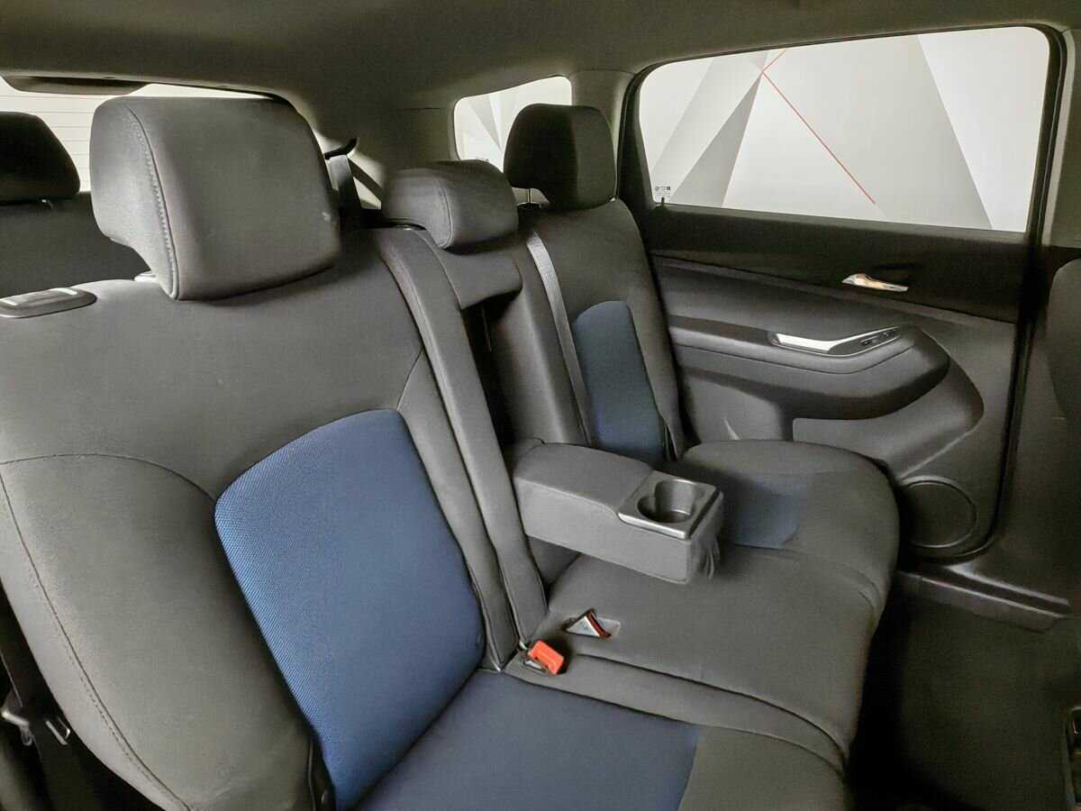 Chevrolet Orlando с пробегом — 2014 год. Фото: #12