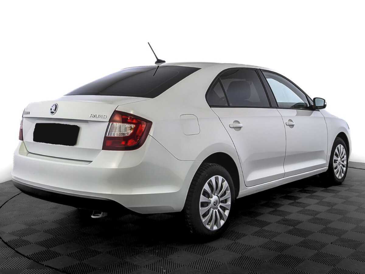 Skoda Rapid с пробегом — 2019 год. Фото: #4