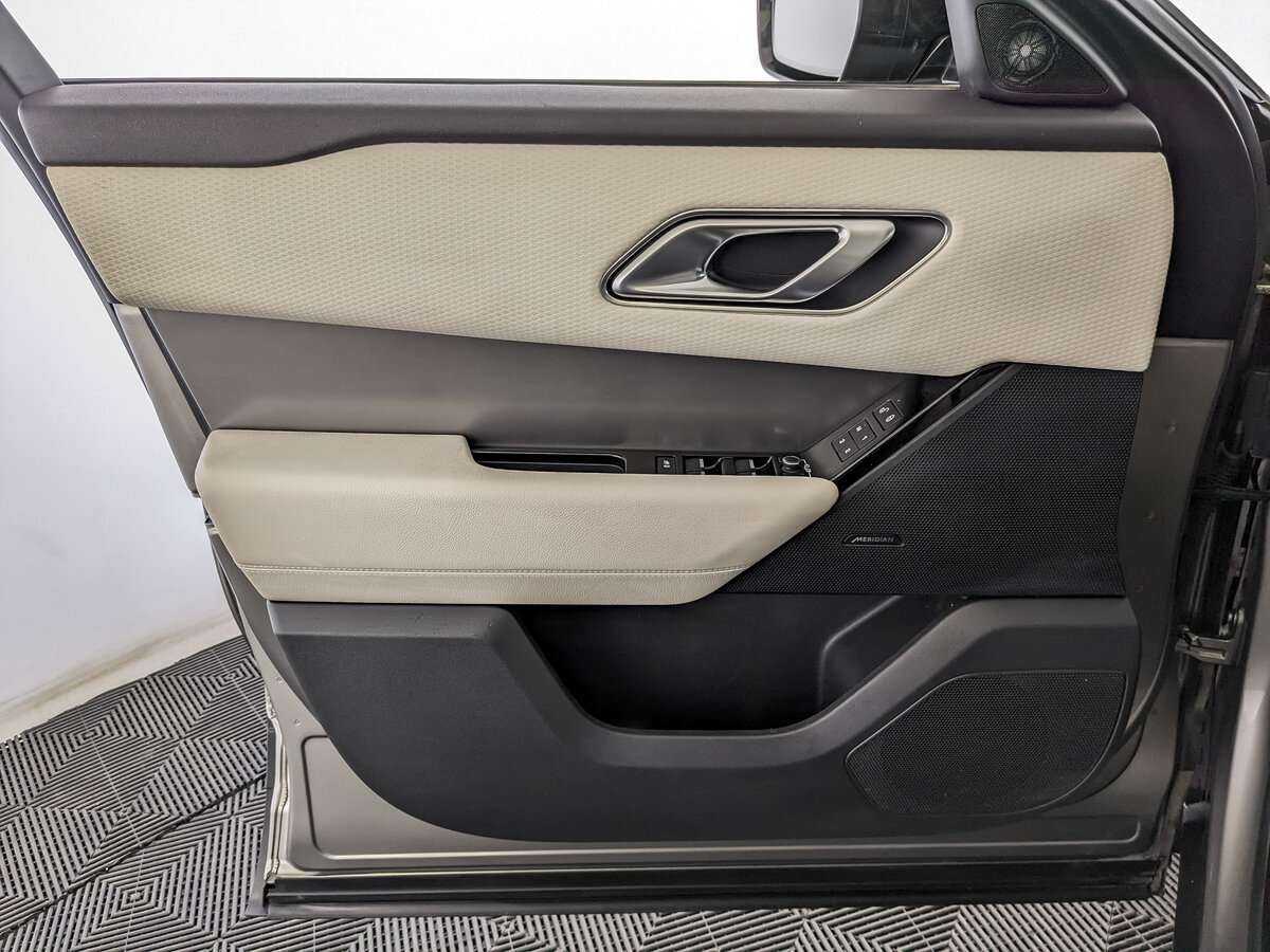 Land Rover Range Rover Velar с пробегом — 2019 год. Фото: #14