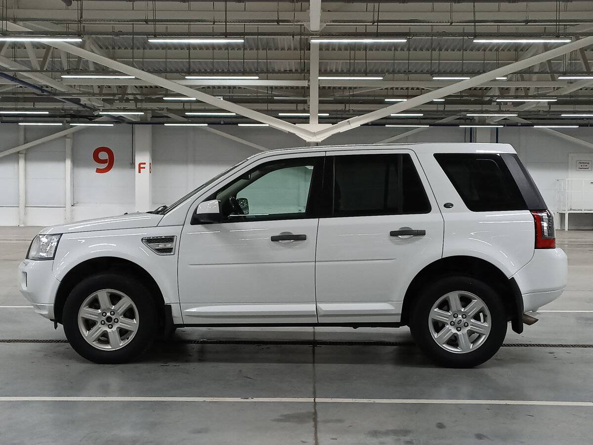 Land Rover Freelander с пробегом — 2012 год. Фото: #7