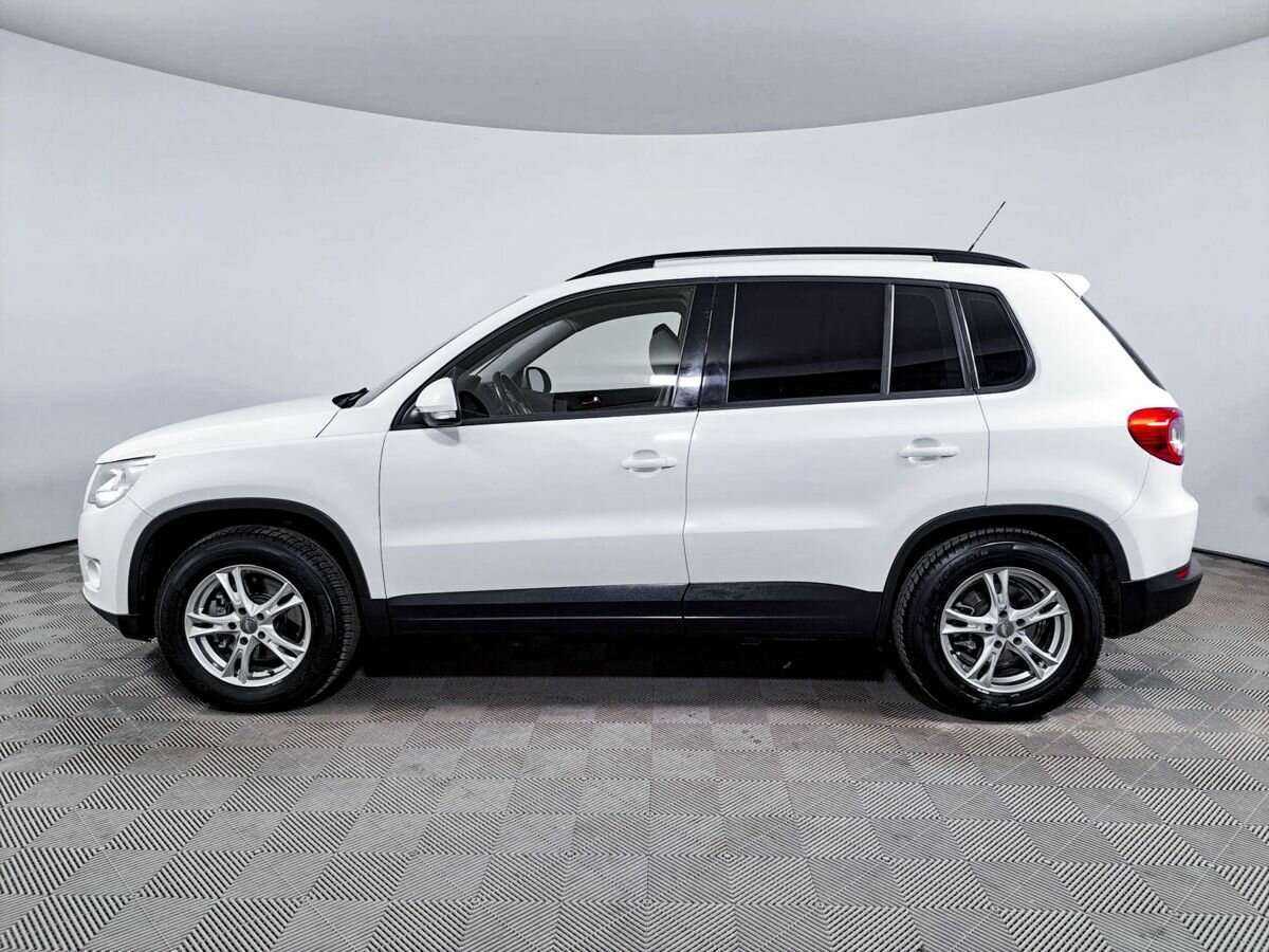 Volkswagen Tiguan с пробегом — 2010 год. Фото: #7