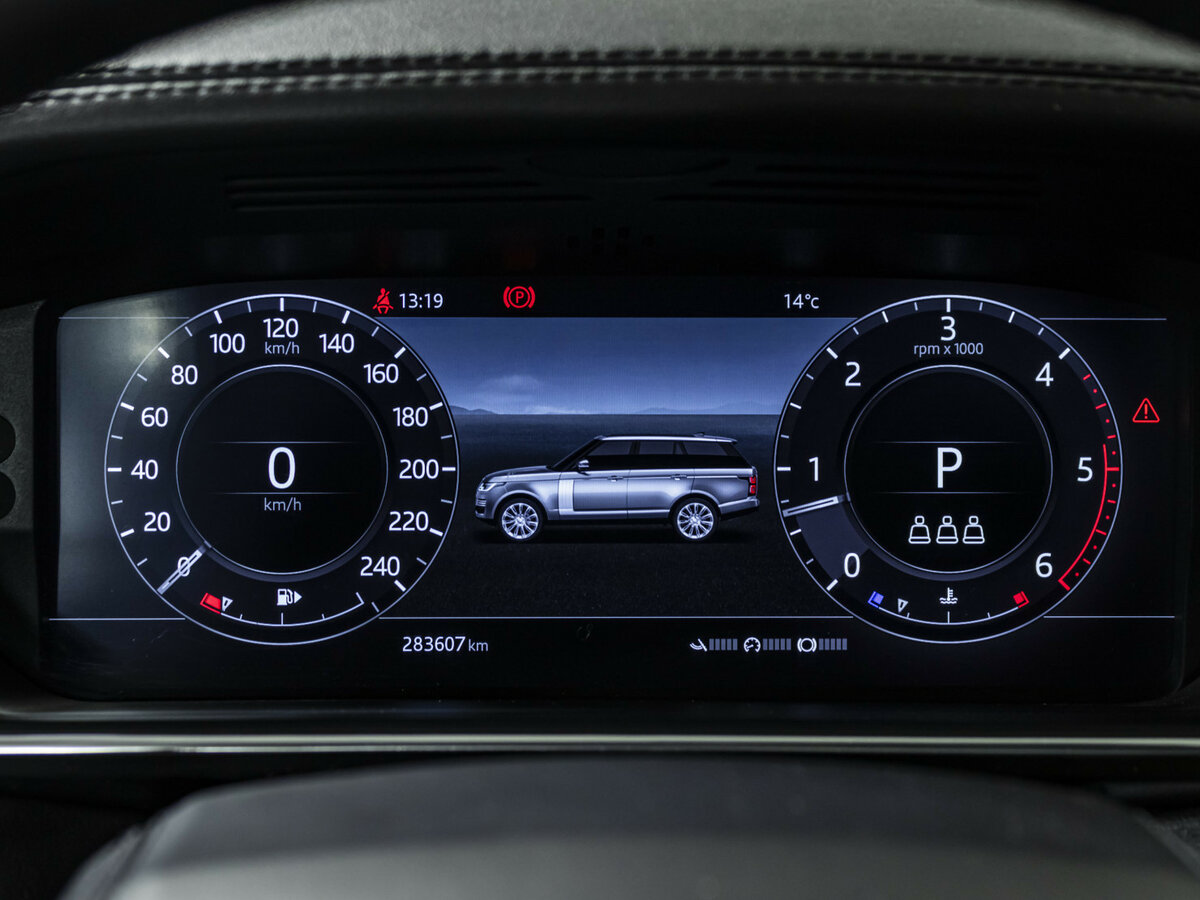 Land Rover Range Rover с пробегом — 2018 год. Фото: #8