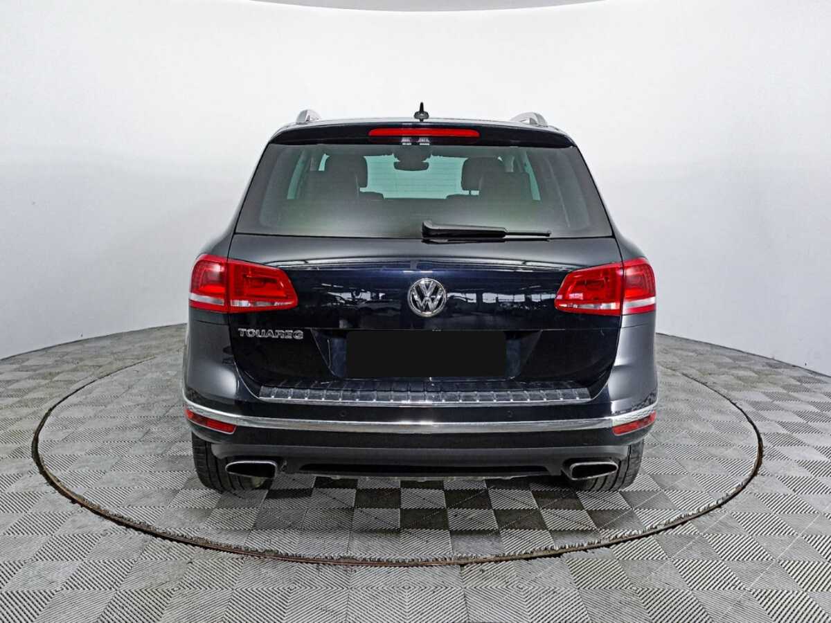 Volkswagen Touareg с пробегом — 2016 год. Фото: #4