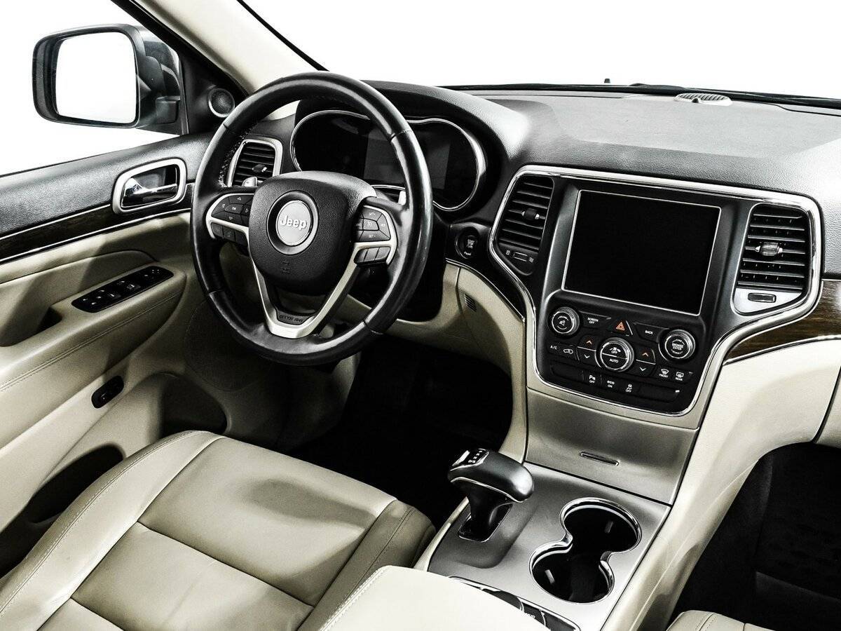 Jeep Grand Cherokee с пробегом — 2014 год. Фото: #8
