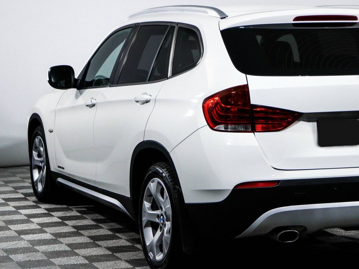 BMW X1 с пробегом — 2011 год. Фото: #16