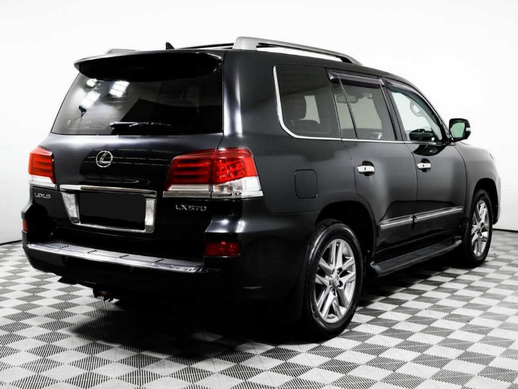 Lexus LX с пробегом — 2014 год. Фото: #4