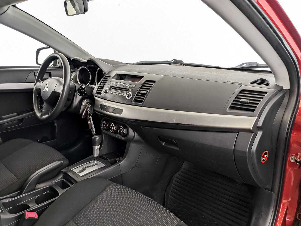 Mitsubishi Lancer с пробегом — 2008 год. Фото: #9