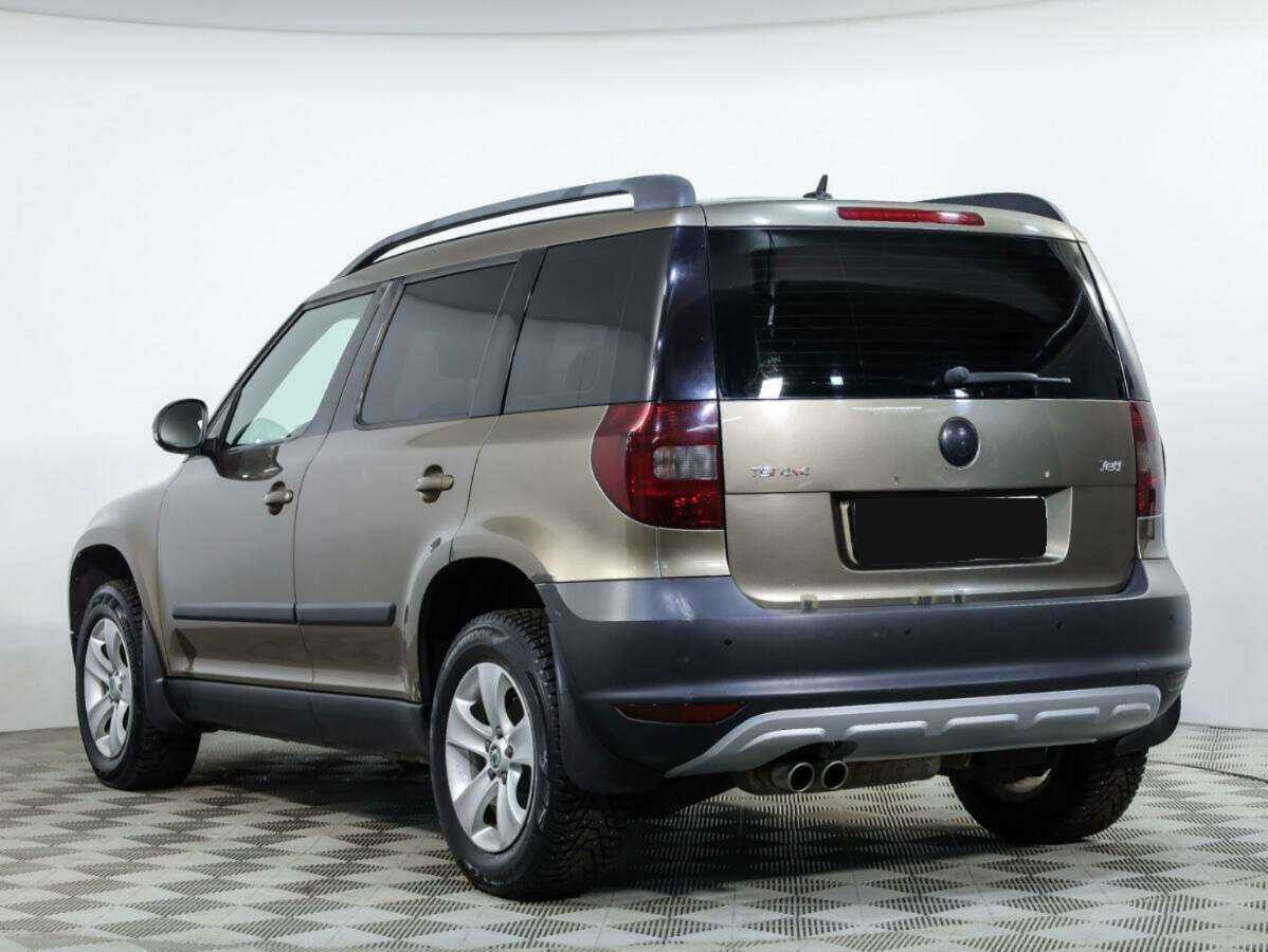 Skoda Yeti с пробегом — 2011 год. Фото: #6