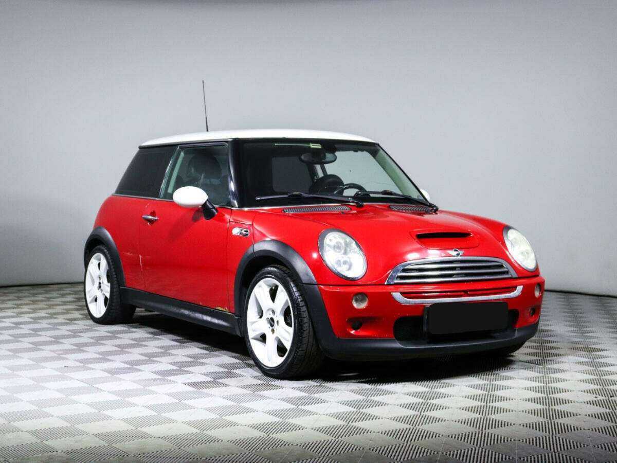 Mini Hatch с пробегом — 2006 год. Фото: #1