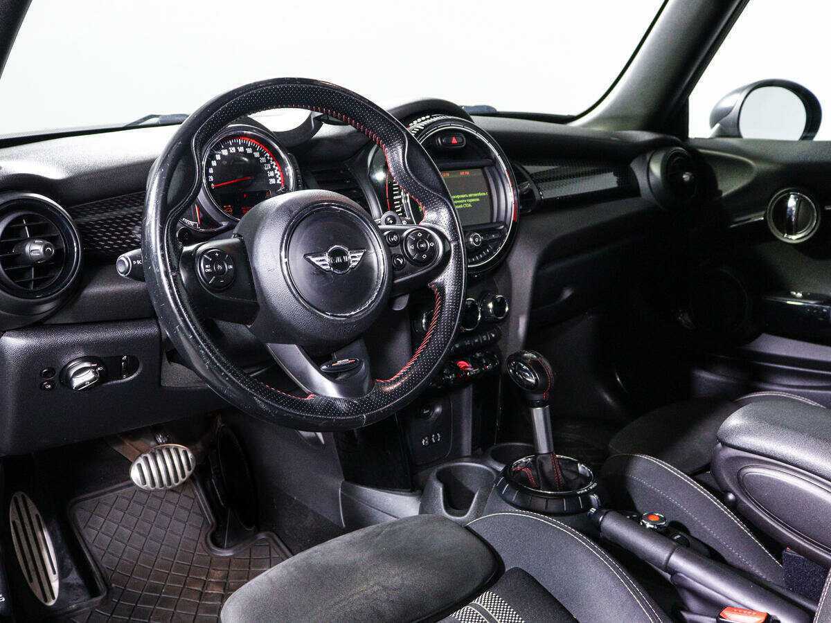 Mini Hatch с пробегом — 2016 год. Фото: #13