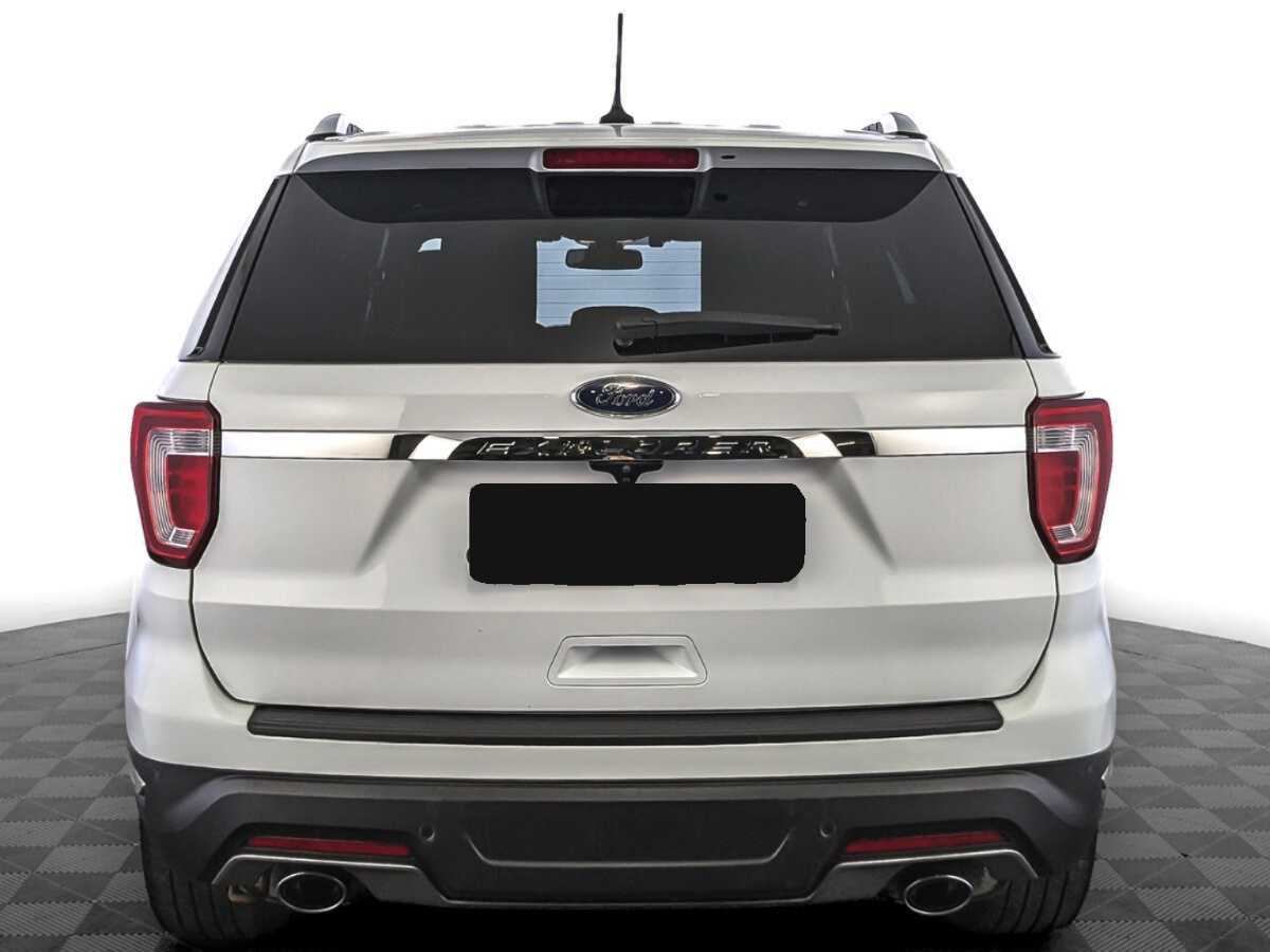 Ford Explorer с пробегом — 2019 год. Фото: #5