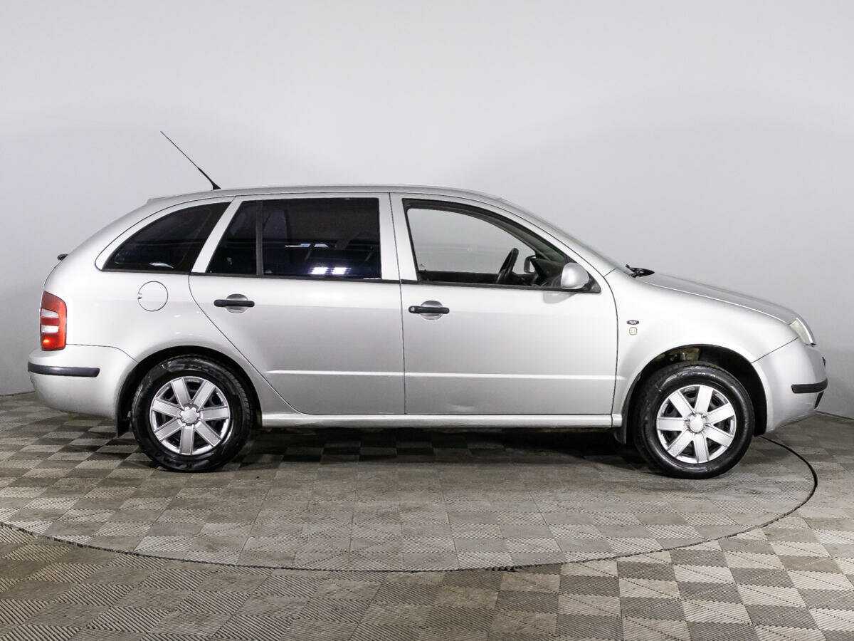 Skoda Fabia с пробегом — 2001 год. Фото: #3