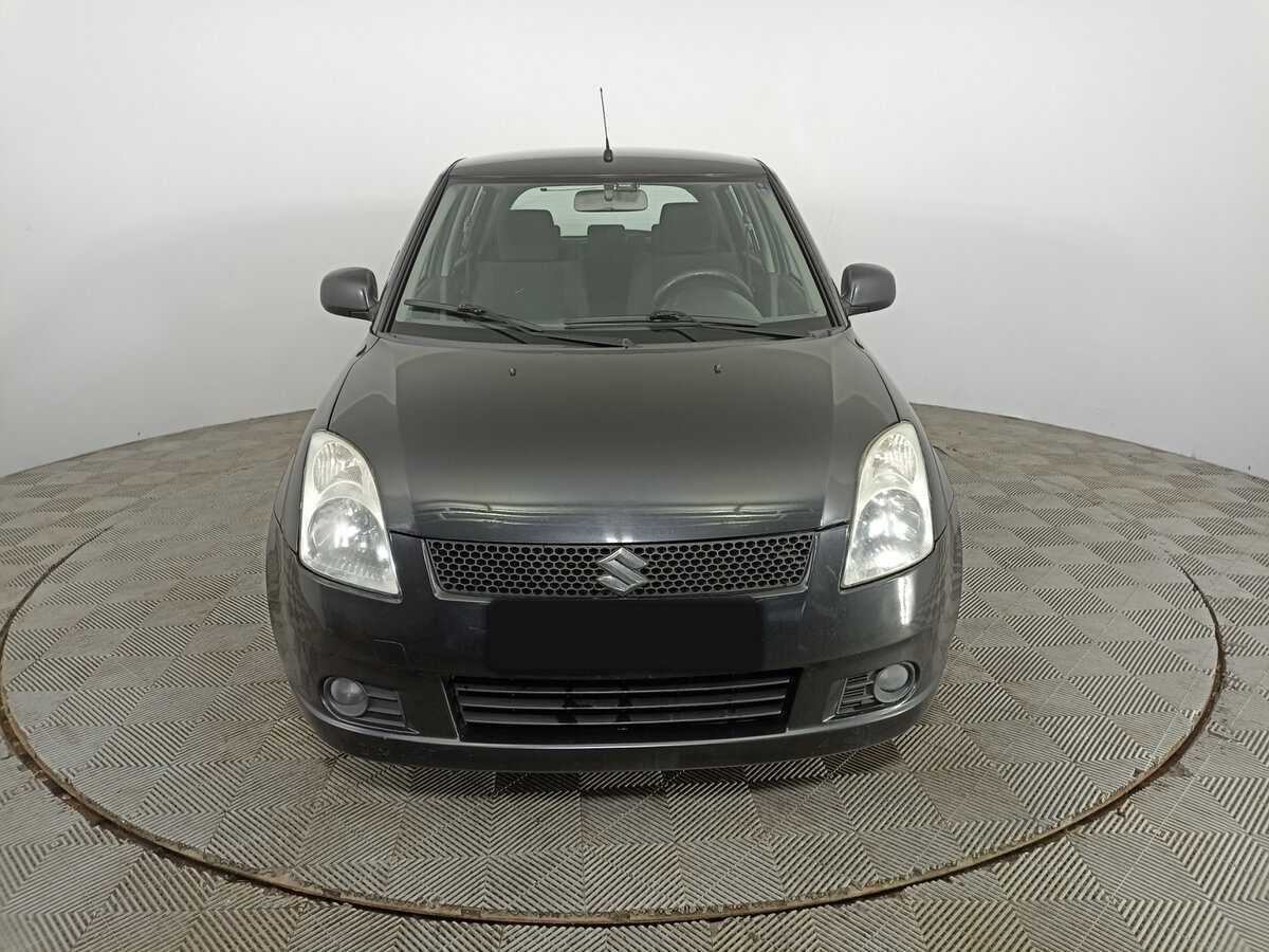 Suzuki Swift с пробегом — 2007 год. Фото: #1