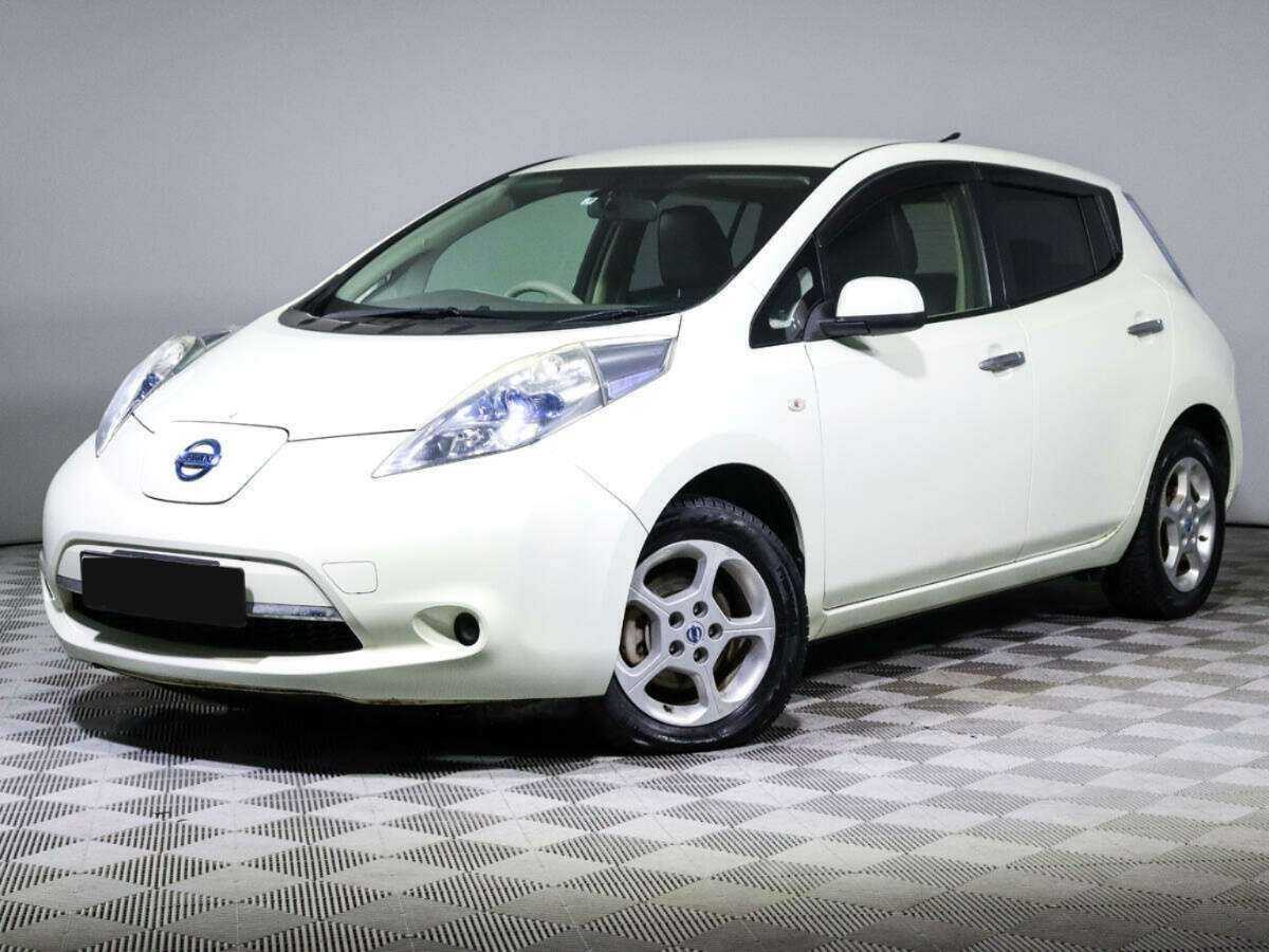Nissan Leaf с пробегом — 2011 год. Посмотреть фото