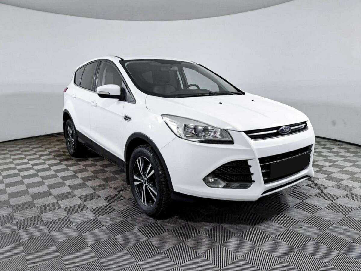 Ford Kuga с пробегом — 2016 год. Фото: #2