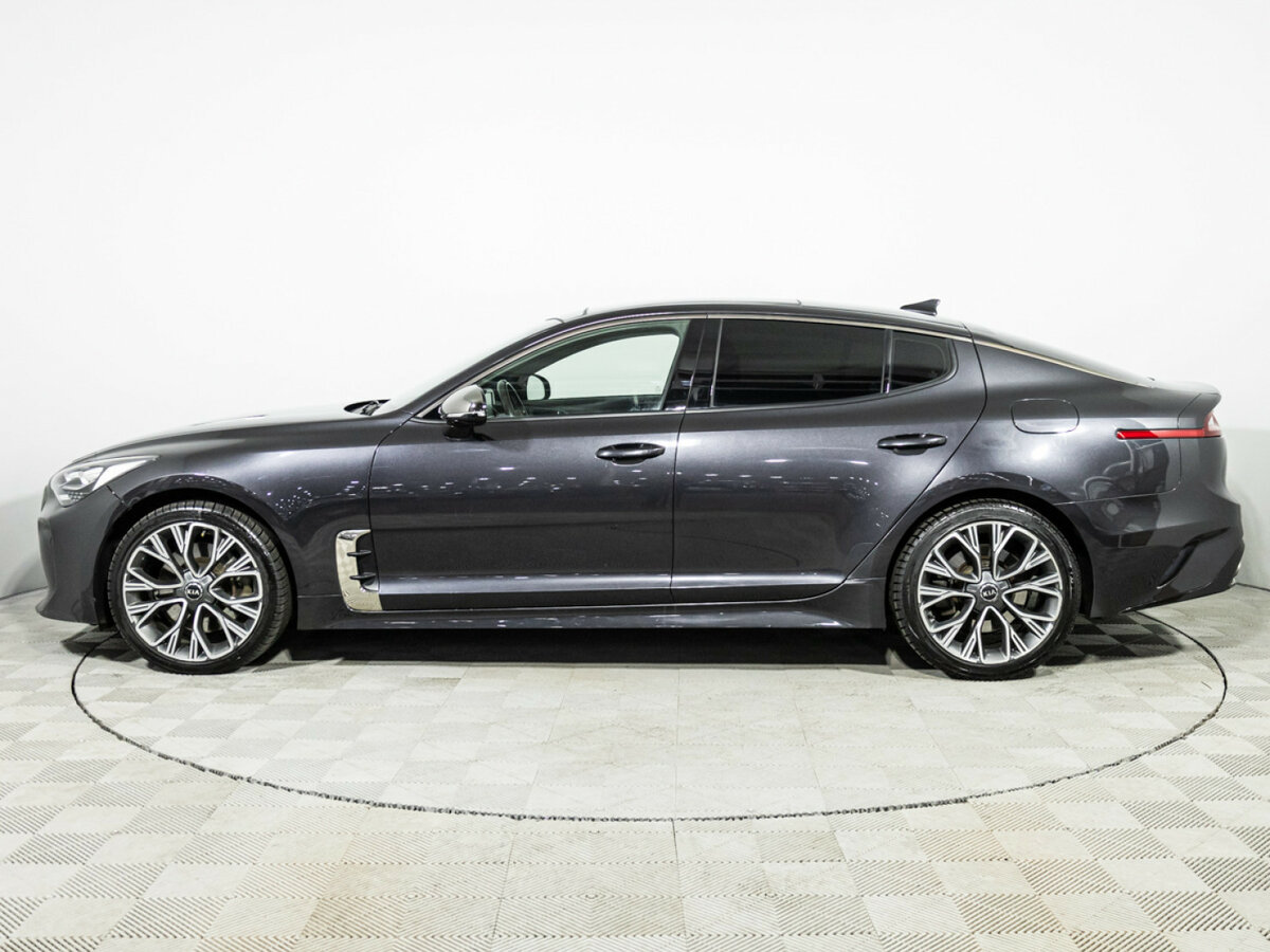 Kia Stinger с пробегом — 2018 год. Фото: #7