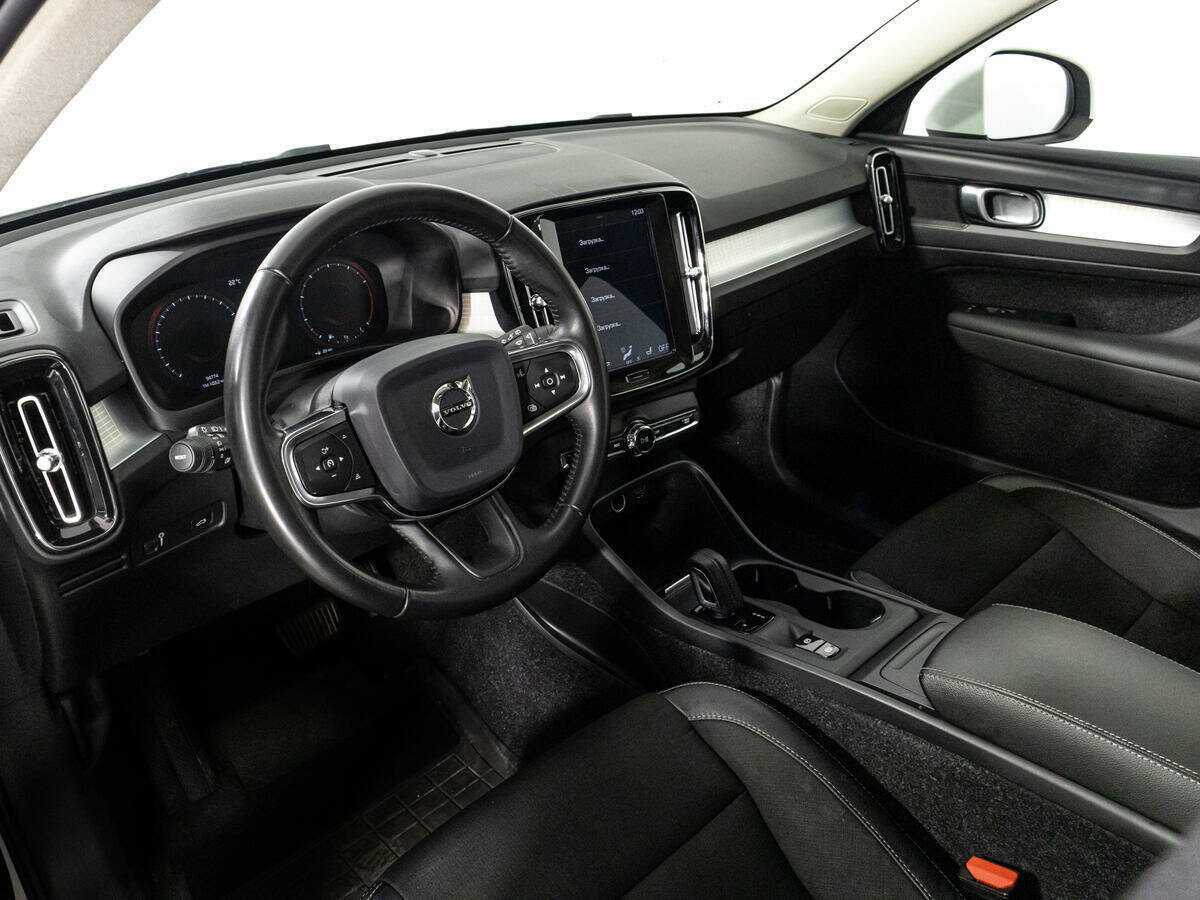Volvo XC40 с пробегом — 2019 год. Фото: #10