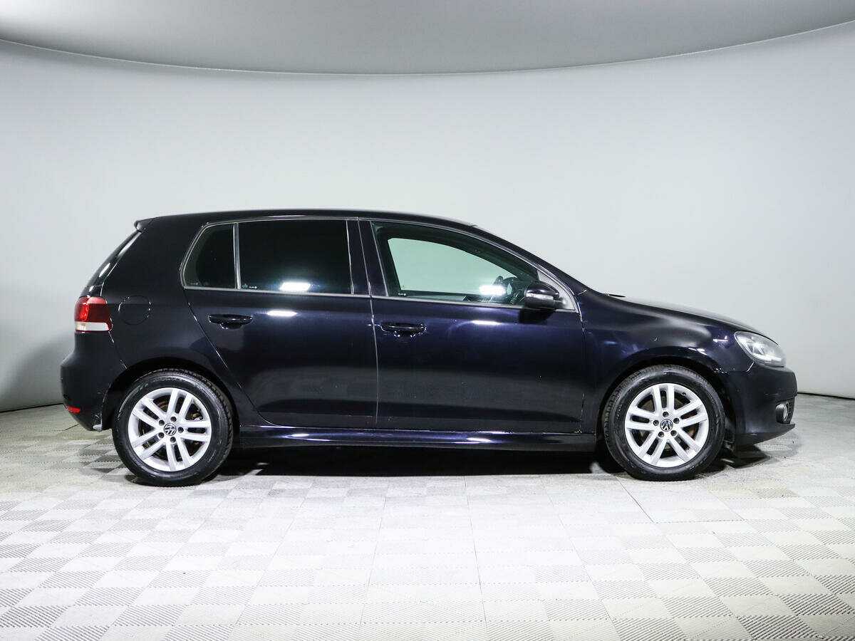 Volkswagen Golf с пробегом — 2009 год. Фото: #3