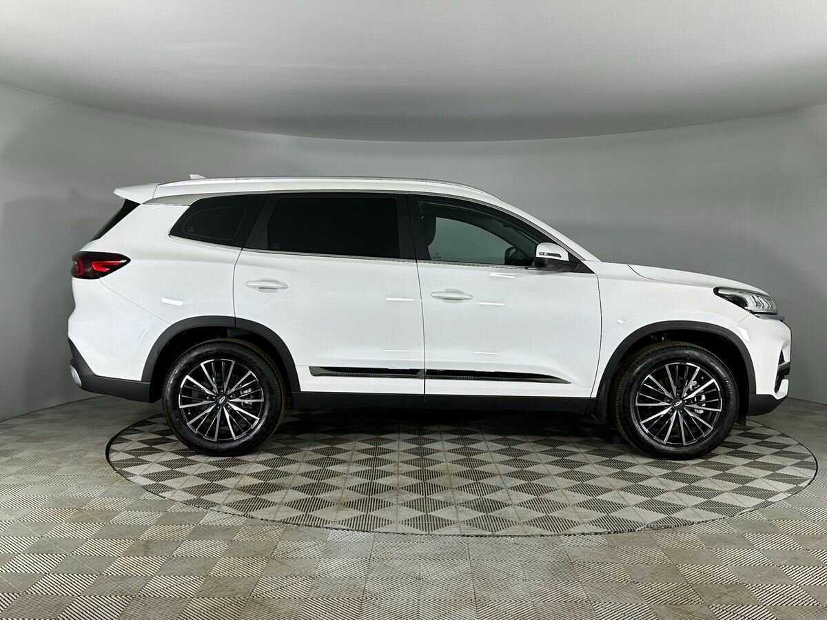 Chery Tiggo 8 с пробегом — 2023 год. Фото: #4