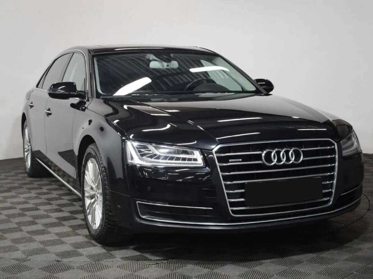 Audi A8 с пробегом — 2015 год. Фото: #1