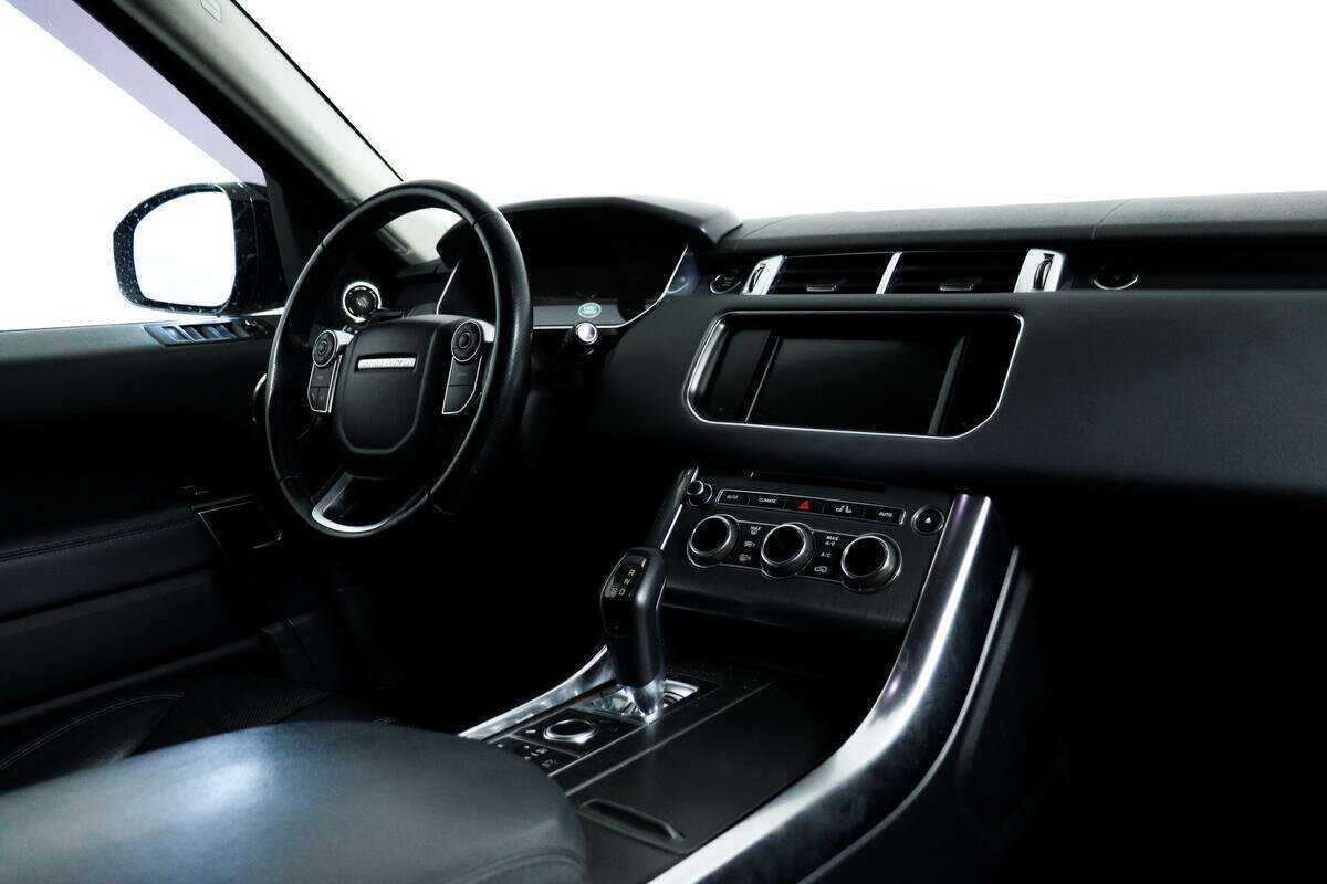 Land Rover Range Rover Sport с пробегом — 2014 год. Фото: #8