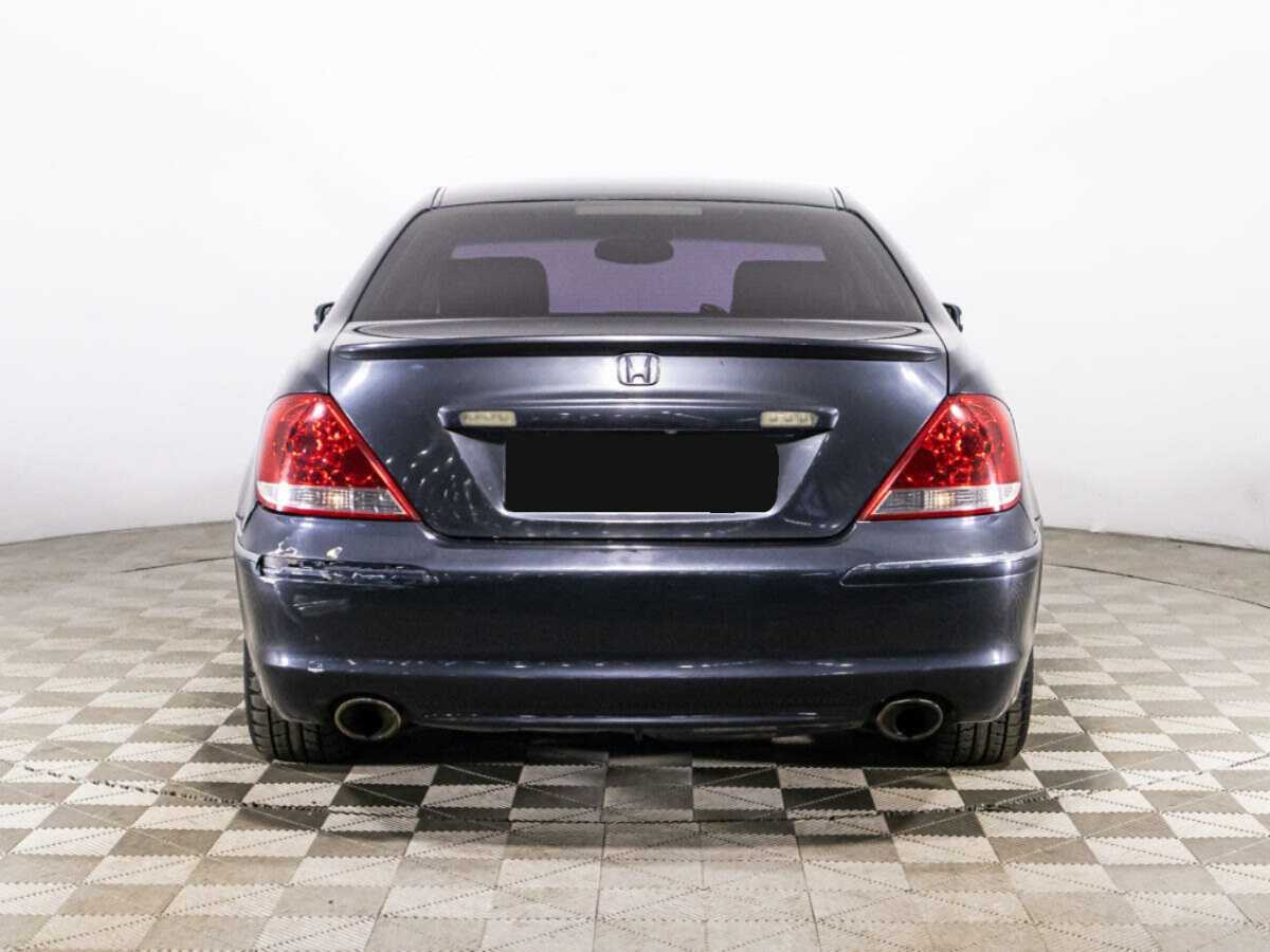 Honda Legend с пробегом — 2006 год. Фото: #5