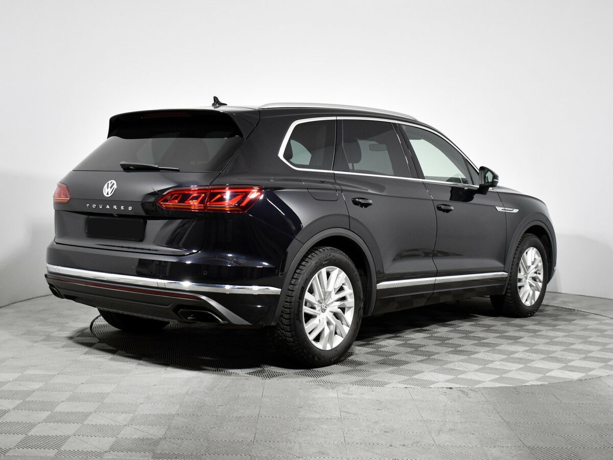 Volkswagen Touareg с пробегом — 2019 год. Фото: #3