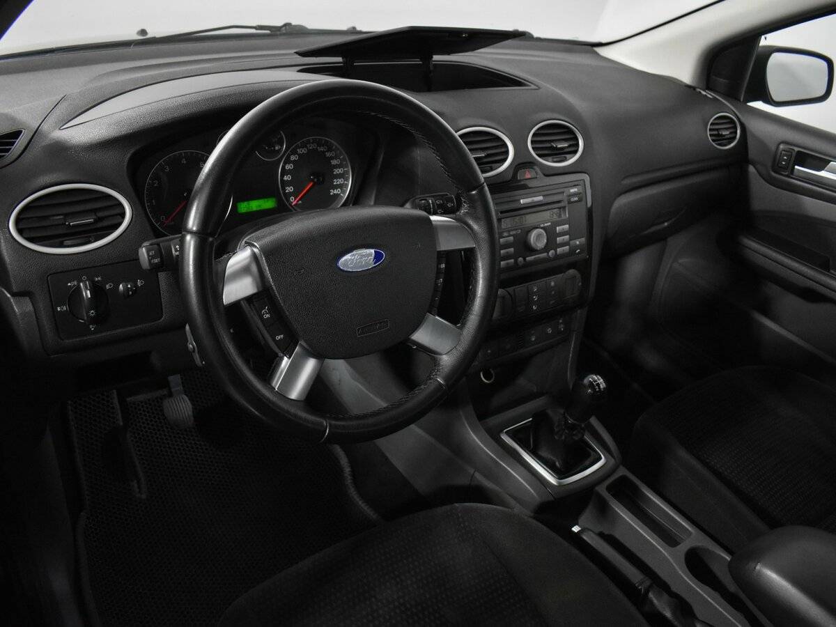 Ford Focus с пробегом — 2007 год. Фото: #4