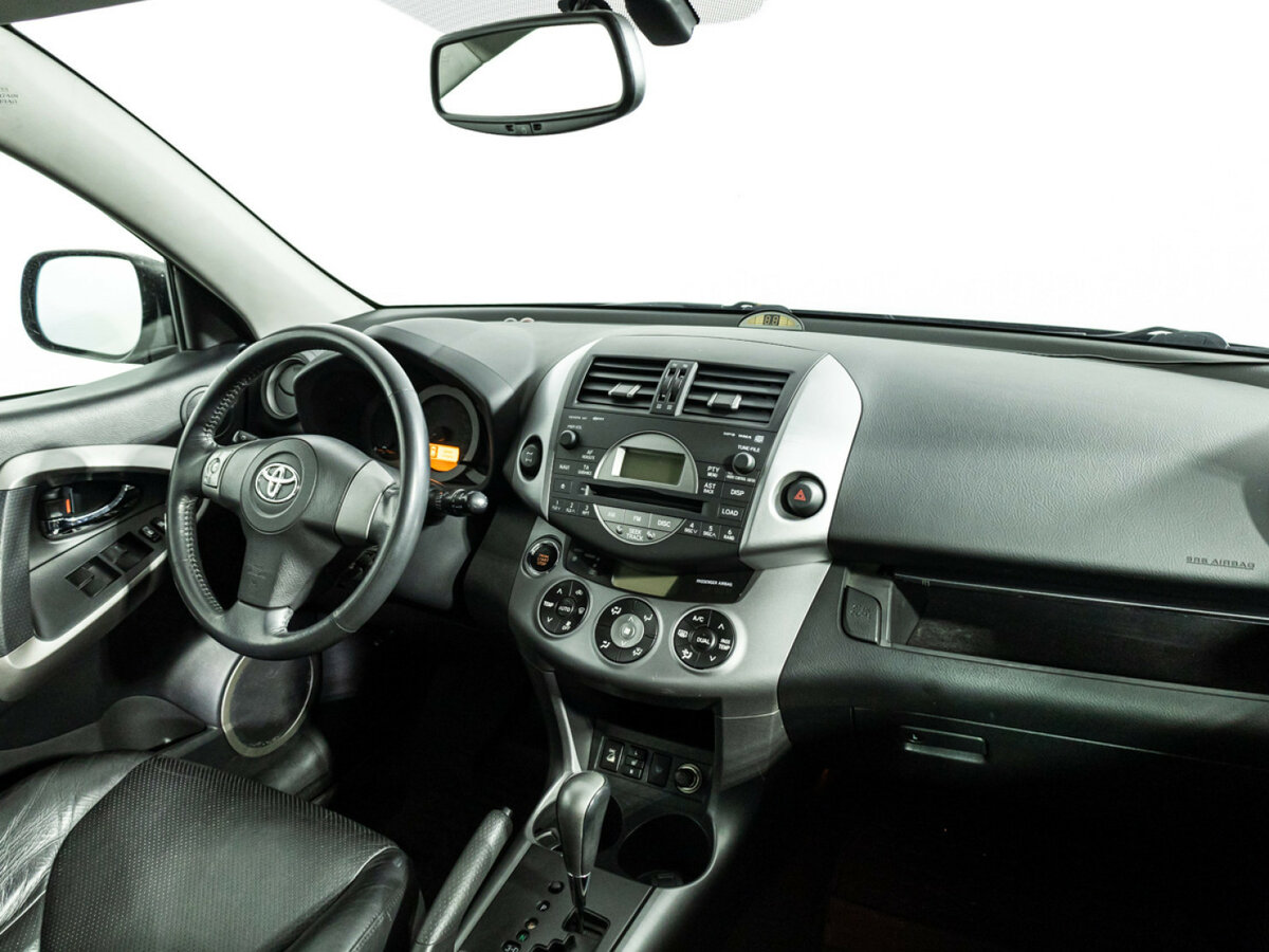 Toyota RAV4 с пробегом — 2007 год. Фото: #8
