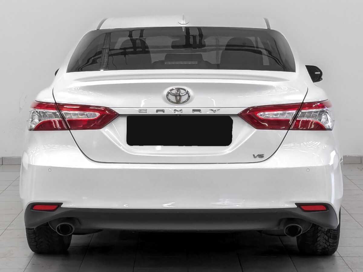 Toyota Camry с пробегом — 2019 год. Фото: #5