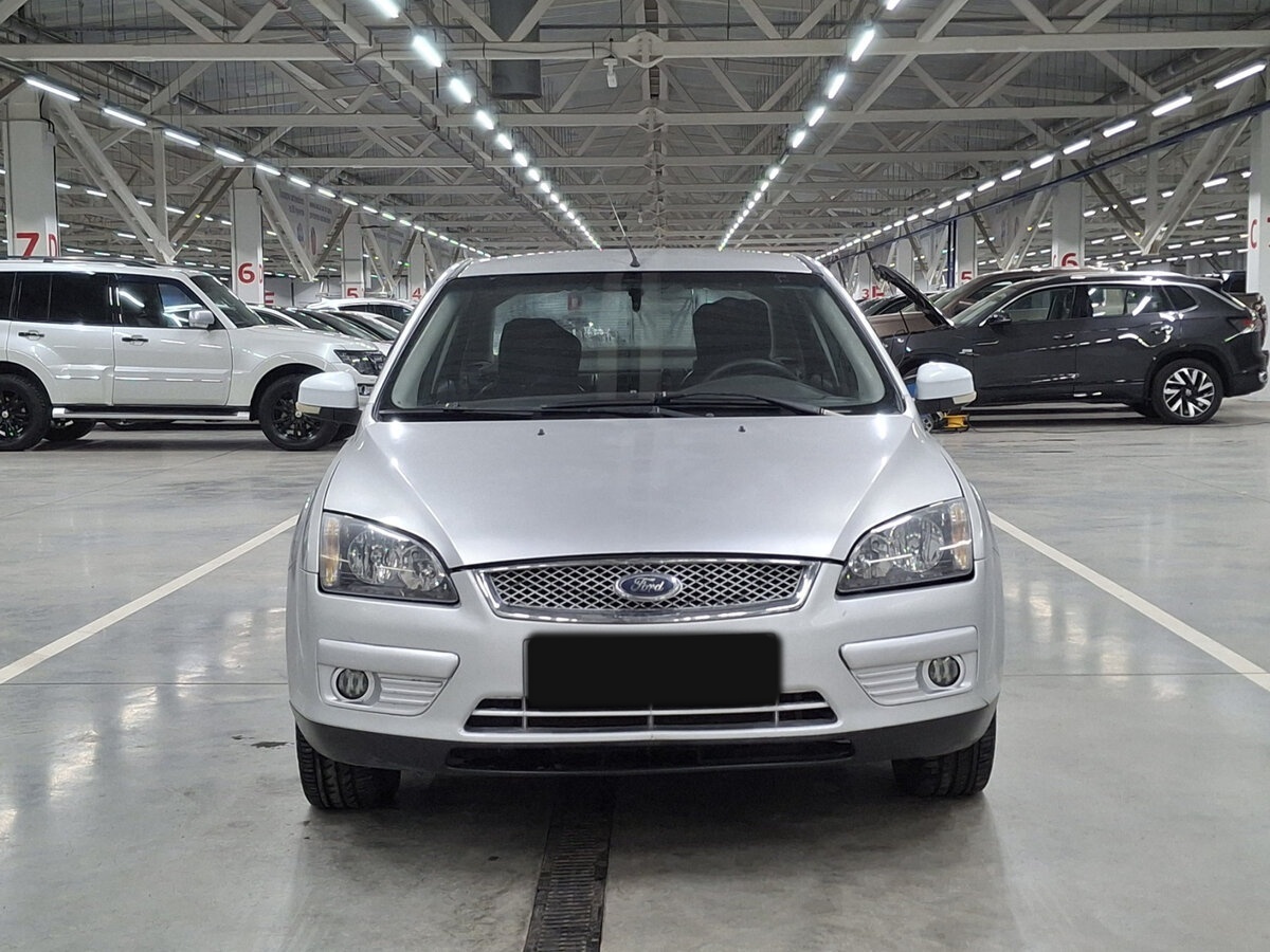 Ford Focus с пробегом — 2005 год. Фото: #1