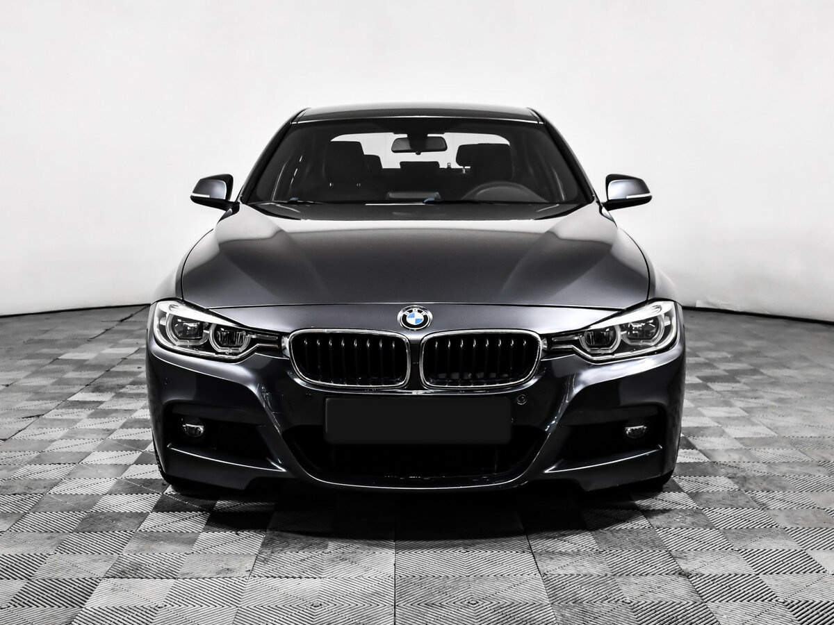 BMW 3 серии с пробегом — 2017 год. Фото: #1