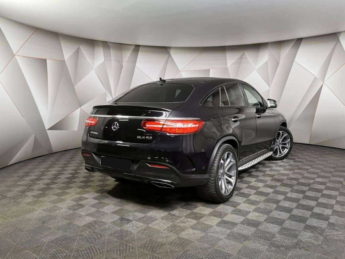 Mercedes-Benz GLE Coupe AMG с пробегом — 2018 год. Фото: #1