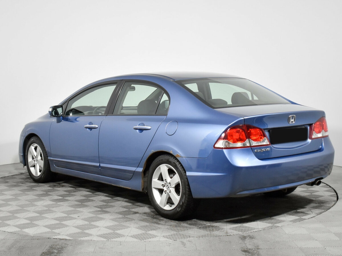Honda Civic с пробегом — 2009 год. Фото: #6