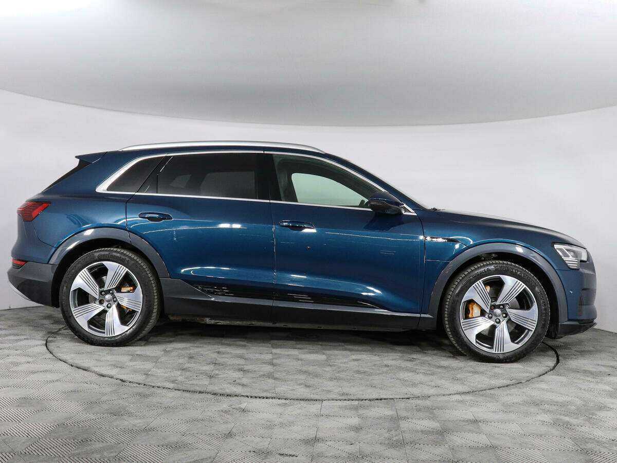 Audi e-tron с пробегом — 2020 год. Фото: #3