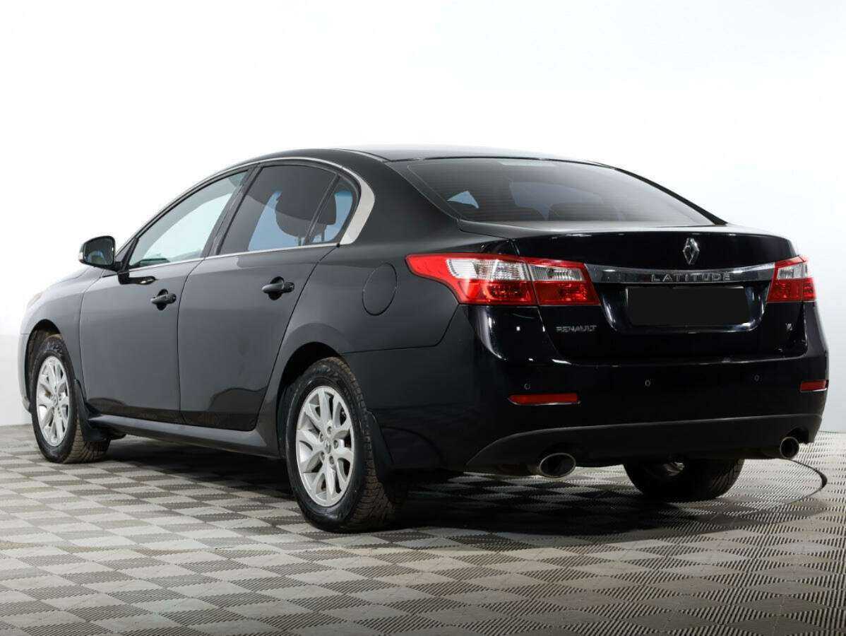 Renault Latitude с пробегом — 2011 год. Фото: #3