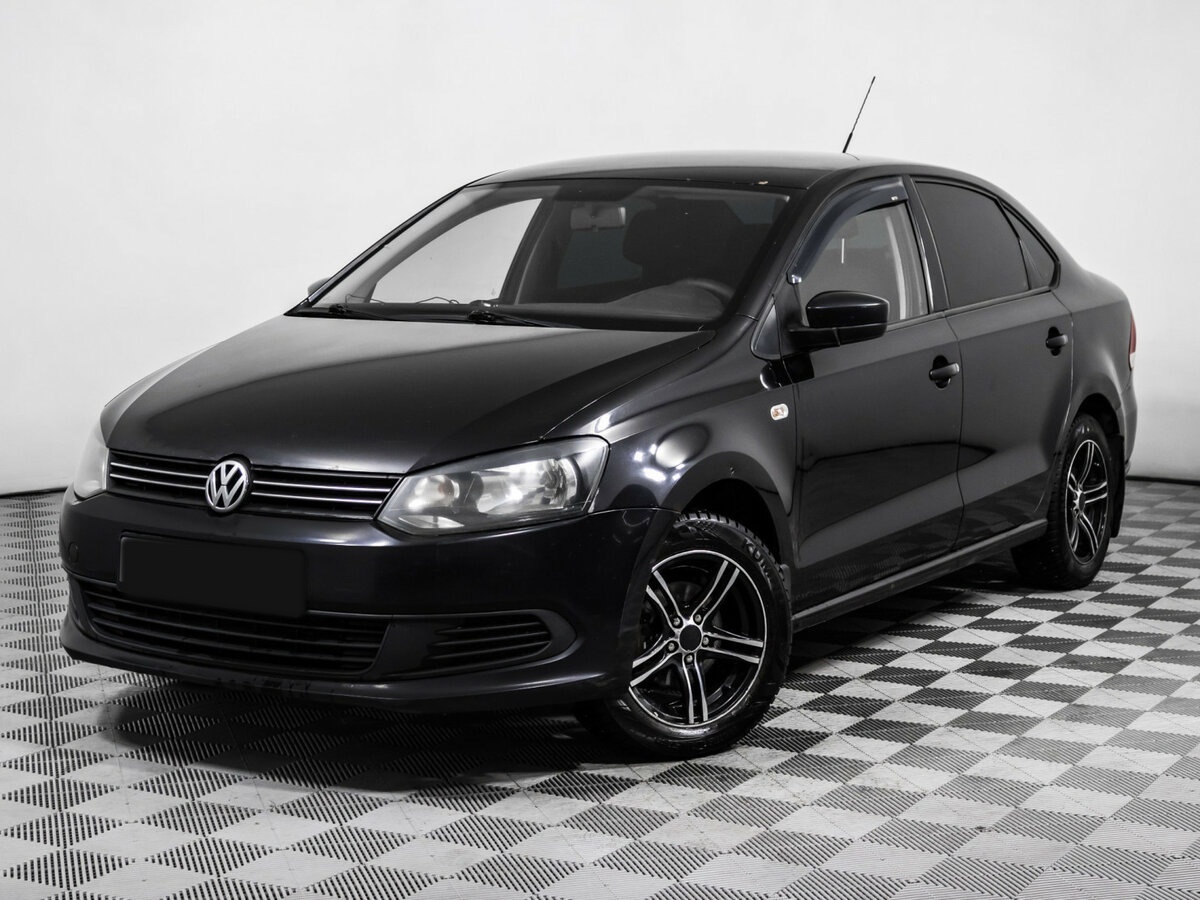 Volkswagen Polo с пробегом — 2012 год. Фото: #0
