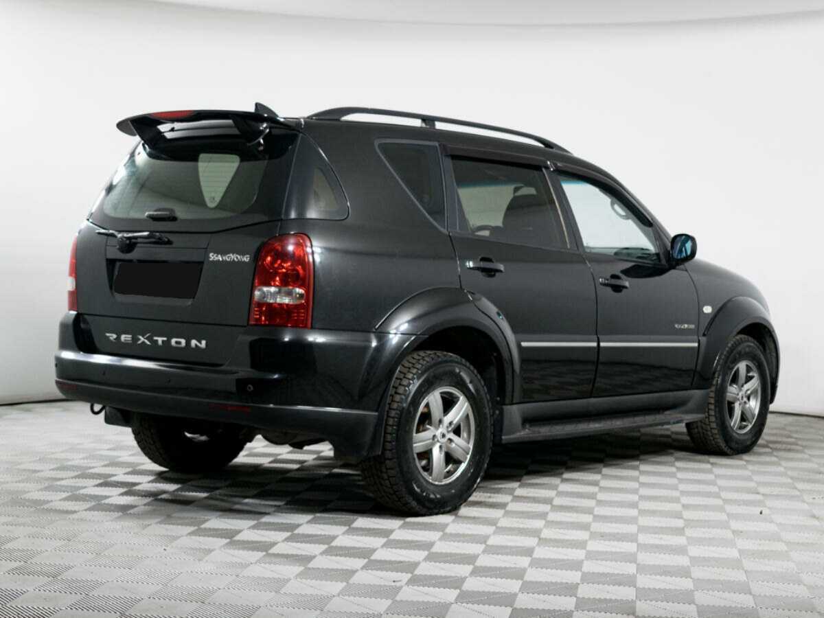 SsangYong Rexton с пробегом — 2009 год. Фото: #2