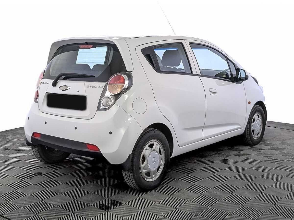 Chevrolet Spark с пробегом — 2011 год. Фото: #4