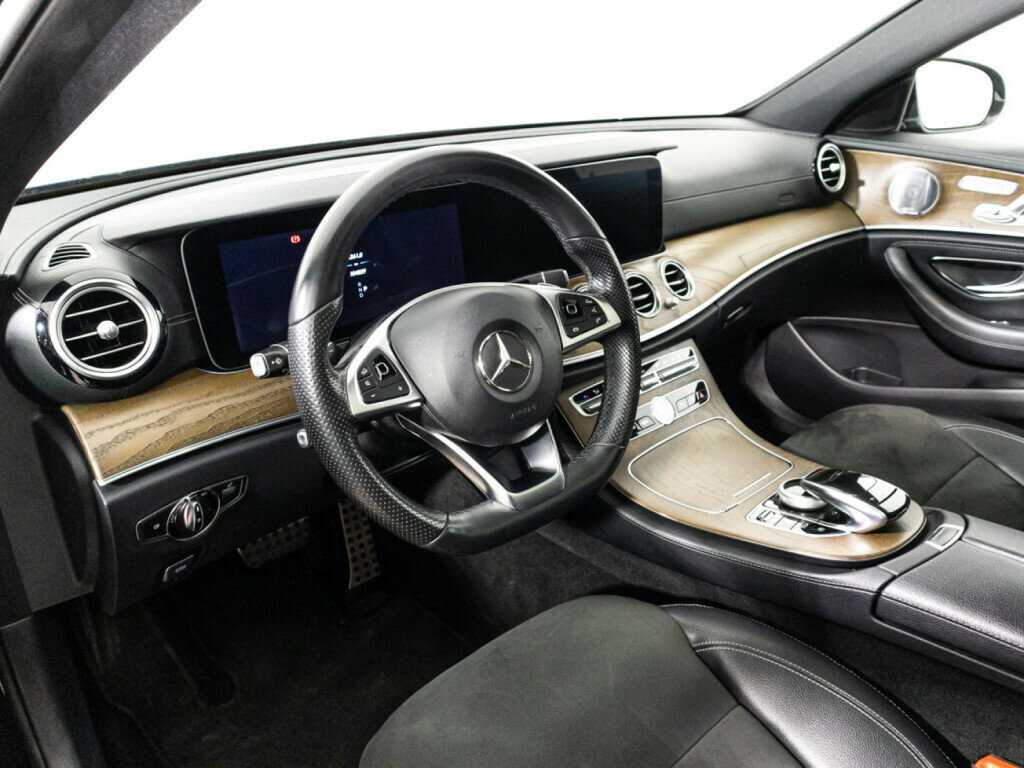 Mercedes-Benz E-Класс с пробегом — 2017 год. Фото: #10