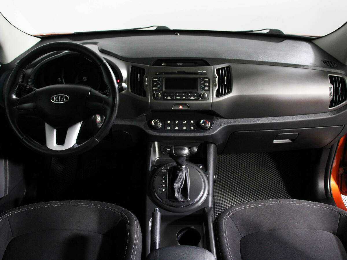 Kia Sportage с пробегом — 2011 год. Фото: #8