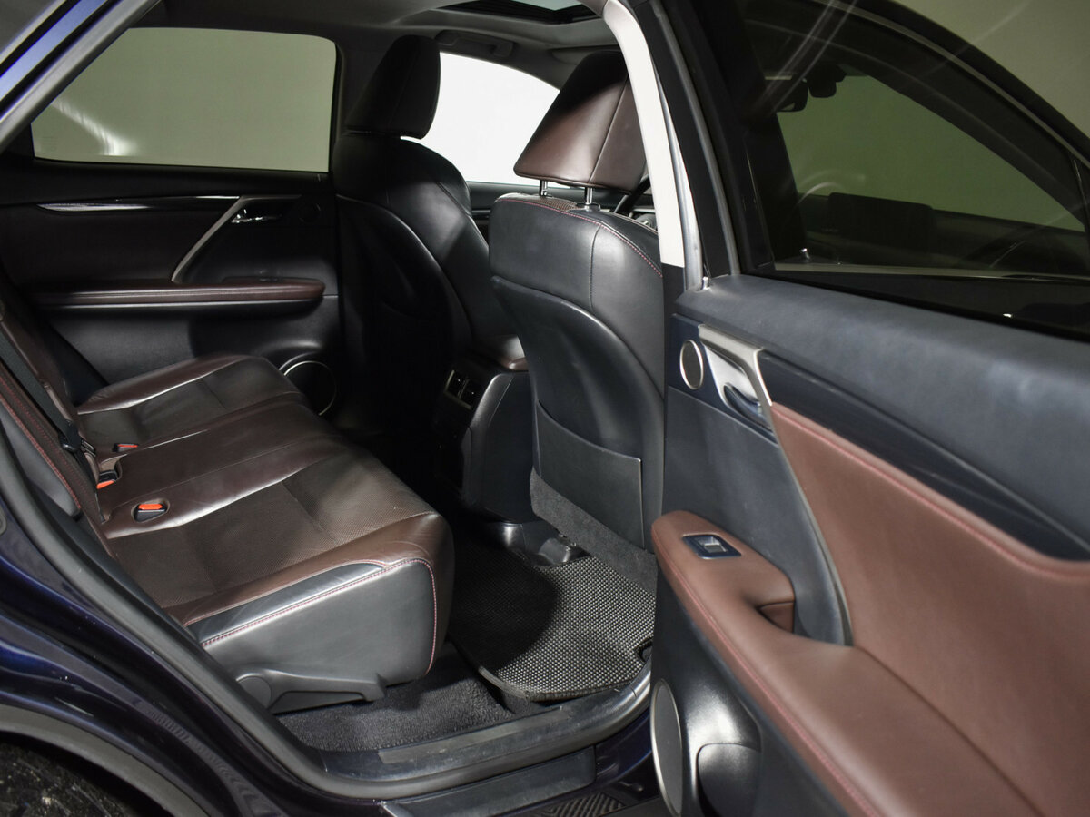Lexus RX с пробегом — 2017 год. Фото: #9
