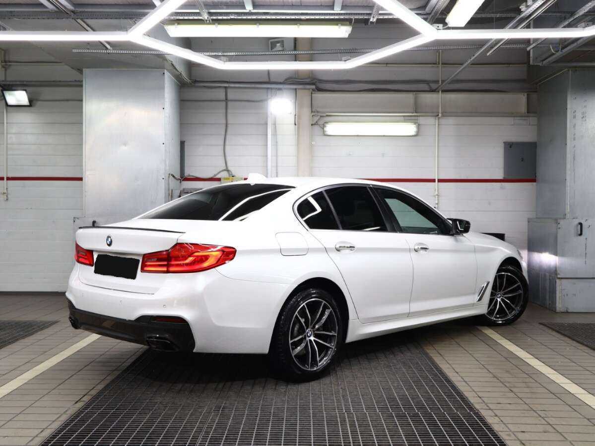 BMW 5 серии с пробегом — 2017 год. Фото: #3