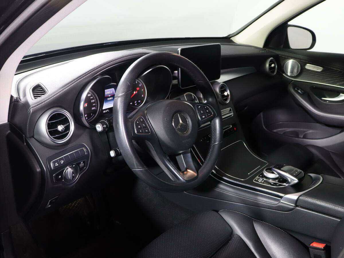 Mercedes-Benz GLC с пробегом — 2019 год. Фото: #13